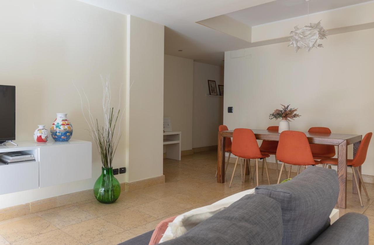 Relax Apartment Inn Catania Exterior photo